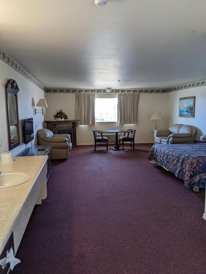 Lighthouse Inn Crescent City Eksteriør billede